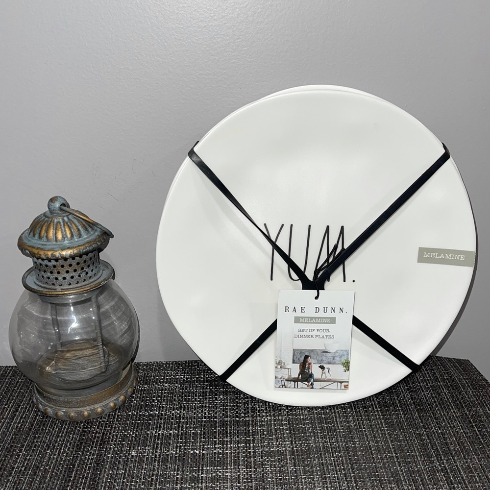Rae Dunn Set of 4 Melamine Dinner Plates